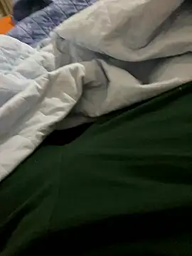 girlslvrs online show from 01-16-26, 09:52