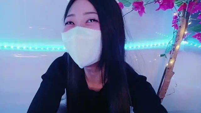 Snapshot of OSUSHI-CHAN chatting on 03-06-26, 12:45 OSUSHI-CHAN online show from 03-06-26, 12:45