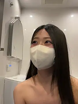 Snapshot of OSUSHI-CHAN chatting on 03-26-26, 06:35 OSUSHI-CHAN online show from 03-26-26, 06:35