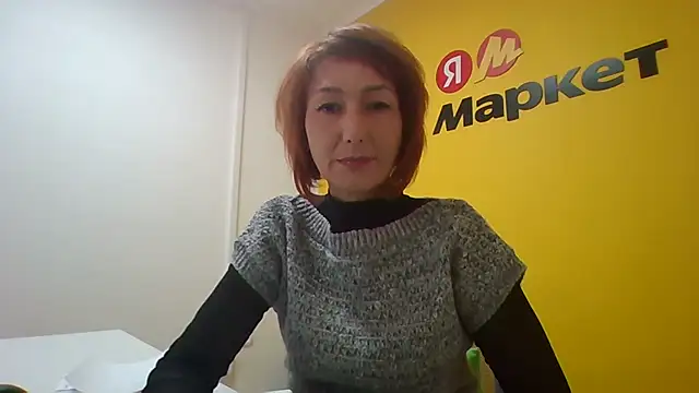 Snapshot of Pline1 chatting on 11-13-25, 07:18 Pline1 online show from 11-13-25, 07:18