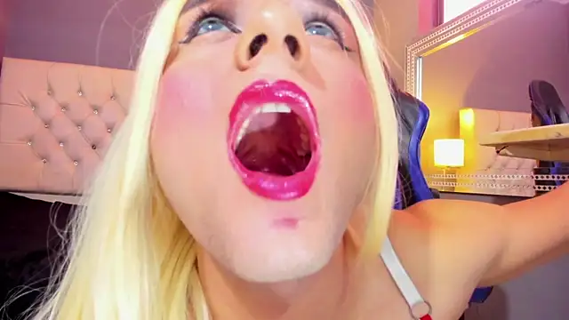 MiaMalkoba online show from 12-04-25, 01:09