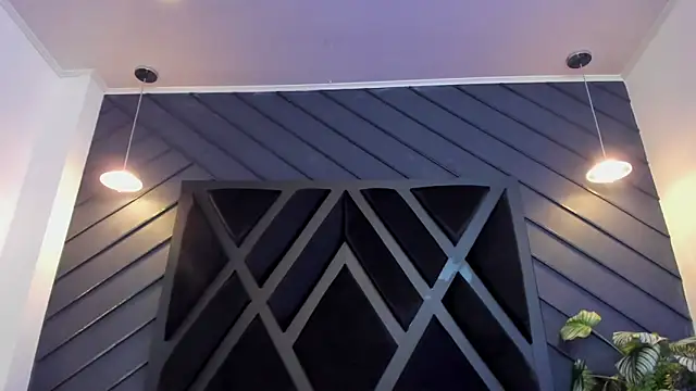 zoe martins  online show from 10-10-25, 05:34