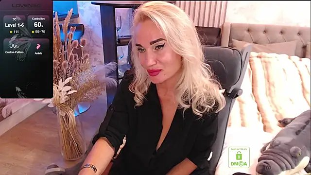 Snapshot of FreeBerryMILF chatting on 04-04-26, 09:23 FreeBerryMILF online show from 04-04-26, 09:23