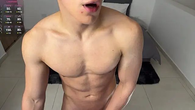 Snapshot of Maxx_Lancaster chatting on 02-13-26, 03:08 Maxx Lancaster online show from 02-13-26, 03:08