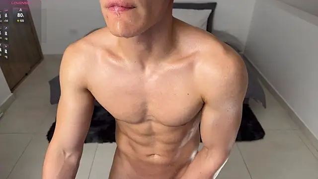 Snapshot of Maxx_Lancaster chatting on 02-14-26, 03:09 Maxx Lancaster online show from 02-14-26, 03:09