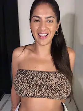 chicachocolate01 online show from 03-17-26, 05:49