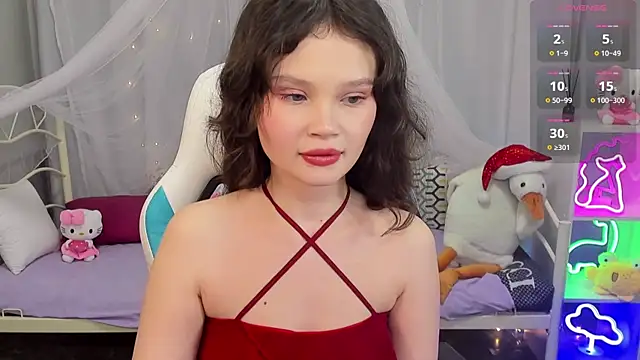 Snapshot of EmilyChaves chatting on 12-23-25, 10:46 EmilyChaves online show from 12-23-25, 10:46