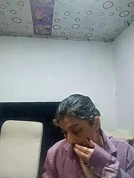 queemking online show from 02-04-26, 11:05