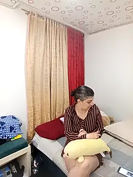 queemking online show from 03-11-26, 09:37