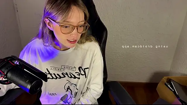 ReenKitty online show from 06-16-26, 05:10