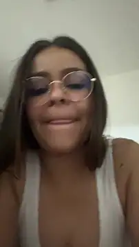 Snapshot of sweet_shadil_ chatting on 01-05-26, 05:27 sweet shadil online show from 01-05-26, 05:27