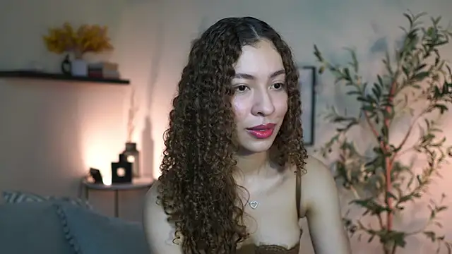 isabella-garcia- online show from 07-02-26, 12:43