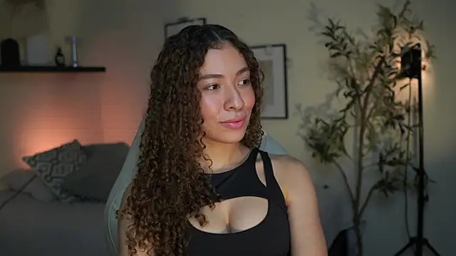 isabella-garcia- online show from 07-22-26, 11:51