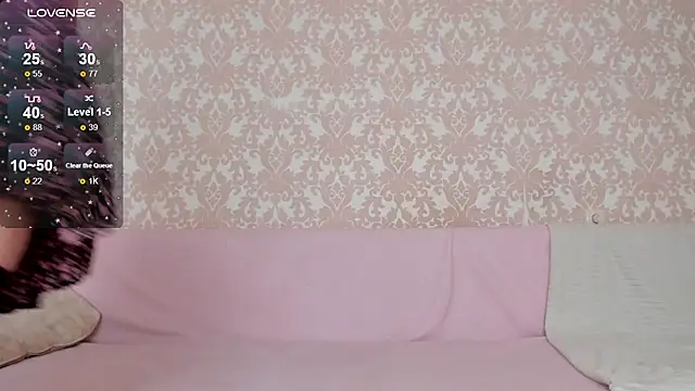 Lil Foxy9 online show from 10-29-25, 07:21