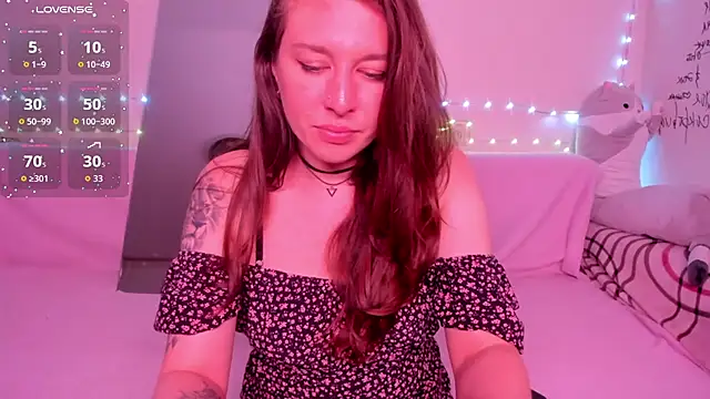 Lil Foxy9 online show from 06-15-26, 04:31