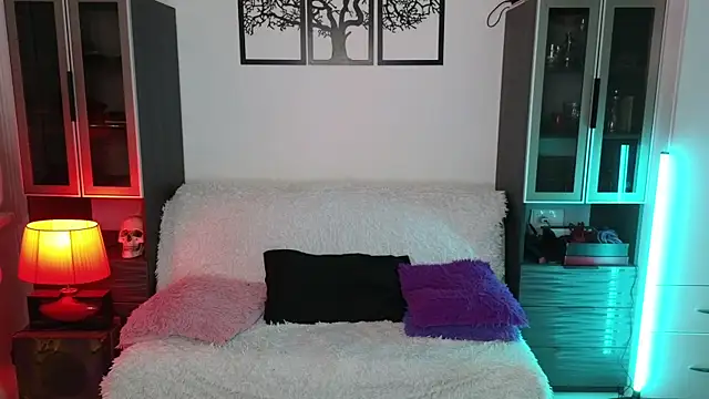 Lila West online show from 01-27-25, 03:28