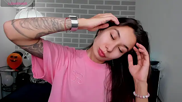 Kat  cat online show from 10-27-25, 12:04