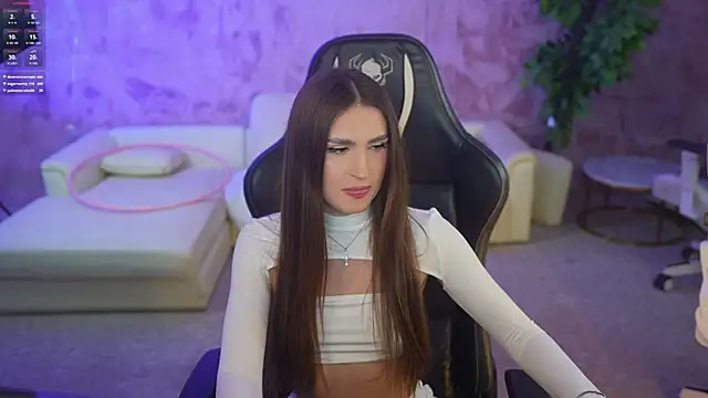 Snapshot of Goldie_Flame chatting on 10-09-25, 06:50 Goldie Flame online show from 10-09-25, 06:50