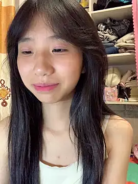 xiaotao-999 online show from 09-08-25, 03:33