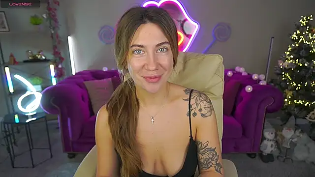 KateShanny online show from 12-20-25, 07:15