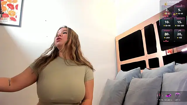 Snapshot of katherinn_gomezz chatting on 01-11-26, 12:43 katherinn gomezz online show from 01-11-26, 12:43