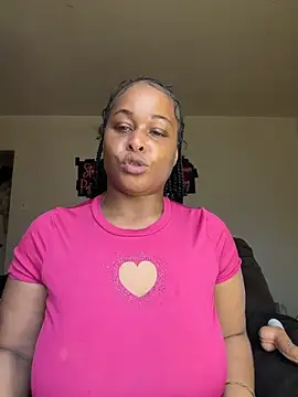 Snapshot of yummy0322 chatting on 03-03-26, 02:01 yummy0322 online show from 03-03-26, 02:01