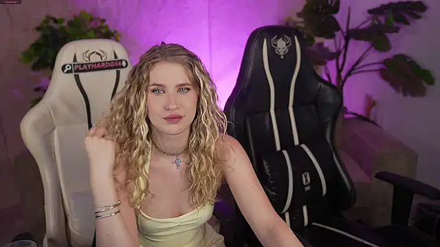 Scarlett Sweet054 online show from 05-06-26, 03:39