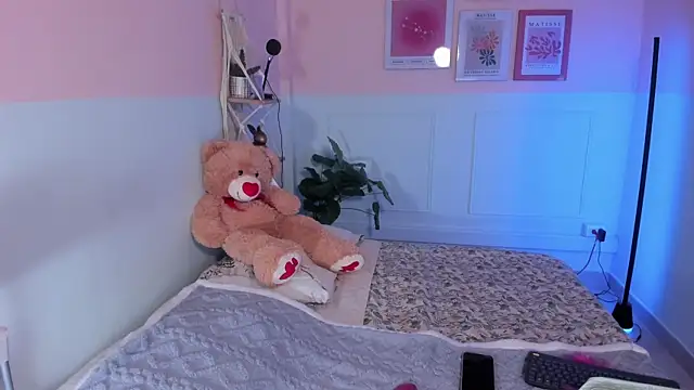 Camila Rivers online show from 10-30-25, 12:17