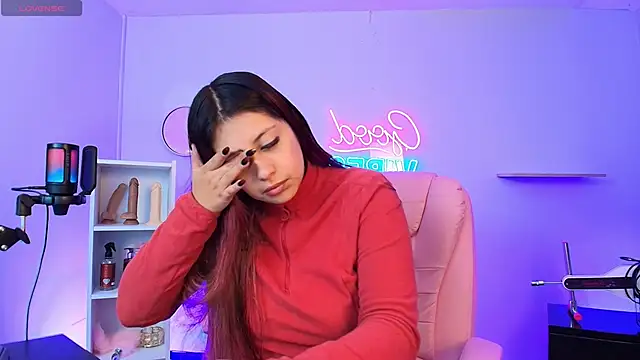 Aphriil   online show from 10-11-25, 12:15