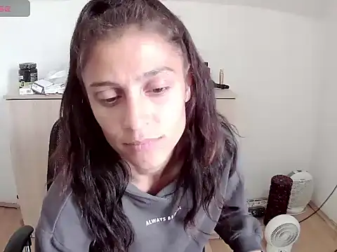 Karenmyers online show from 05-15-26, 12:23