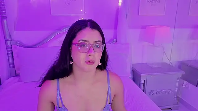 LiLLiAnderson online show from 09-20-25, 12:06