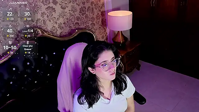 LiLLiAnderson online show from 05-17-26, 12:01