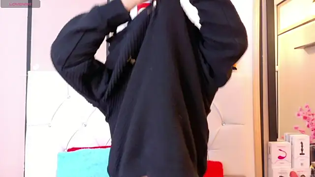 Axel  Evans online show from 04-25-26, 01:41