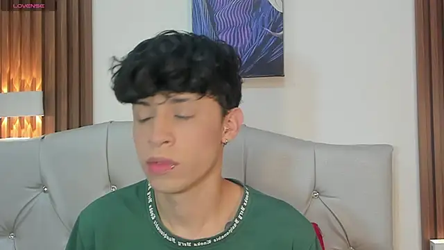 Axel  Evans online show from 05-16-26, 11:53