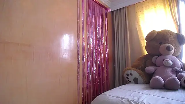Snapshot of miss_lilieth chatting on 11-03-25, 04:30 miss lilieth online show from 11-03-25, 04:30