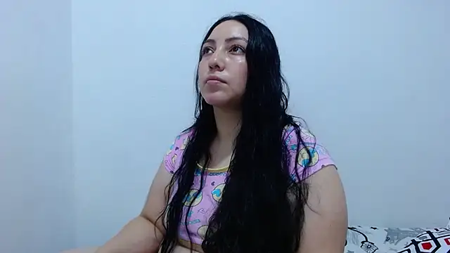 Snapshot of carolina_zabala_19 chatting on 02-13-26, 06:48 carolina zabala 19 online show from 02-13-26, 06:48