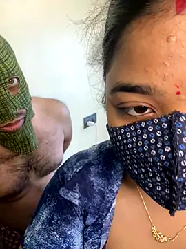 Snapshot of SwatiCam chatting on 09-26-25, 07:01 SwatiCam online show from 09-26-25, 07:01