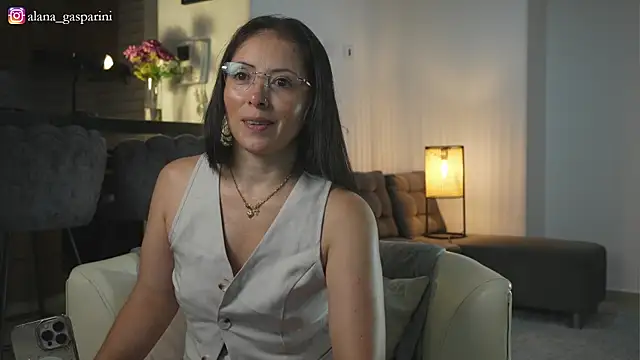 alana gasparini online show from 11-14-25, 02:43