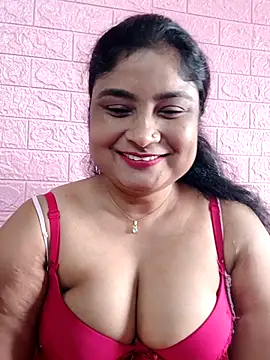 Snapshot of hornyriyanka chatting on 09-14-25, 01:49 hornyriyanka online show from 09-14-25, 01:49