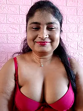 Snapshot of hornyriyanka chatting on 09-25-25, 02:04 hornyriyanka online show from 09-25-25, 02:04