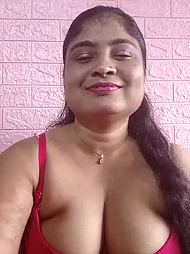 Snapshot of hornyriyanka chatting on 10-05-25, 02:10 hornyriyanka online show from 10-05-25, 02:10