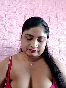 Snapshot of hornyriyanka chatting on 10-12-25, 01:59 hornyriyanka online show from 10-12-25, 01:59