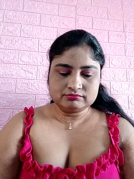Snapshot of hornyriyanka chatting on 10-17-25, 02:15 hornyriyanka online show from 10-17-25, 02:15