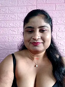 Snapshot of hornyriyanka chatting on 11-01-25, 02:35 hornyriyanka online show from 11-01-25, 02:35