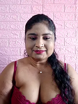 Snapshot of hornyriyanka chatting on 11-10-25, 02:43 hornyriyanka online show from 11-10-25, 02:43