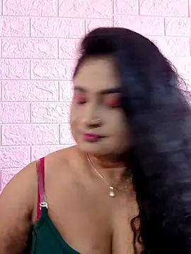 Snapshot of hornyriyanka chatting on 11-19-25, 03:17 hornyriyanka online show from 11-19-25, 03:17