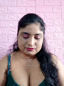 Snapshot of hornyriyanka chatting on 12-17-25, 03:01 hornyriyanka online show from 12-17-25, 03:01