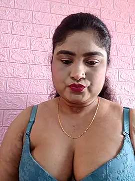 Snapshot of hornyriyanka chatting on 02-02-26, 02:54 hornyriyanka online show from 02-02-26, 02:54