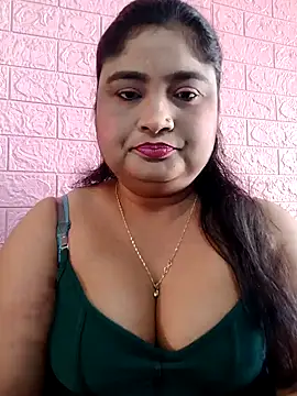 Snapshot of hornyriyanka chatting on 02-11-26, 02:49 hornyriyanka online show from 02-11-26, 02:49