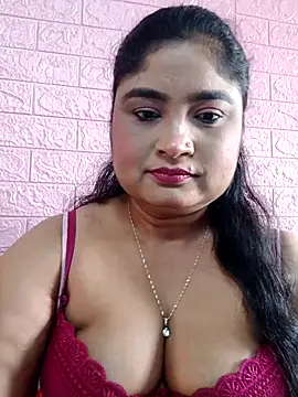 Snapshot of hornyriyanka chatting on 02-24-26, 03:15 hornyriyanka online show from 02-24-26, 03:15